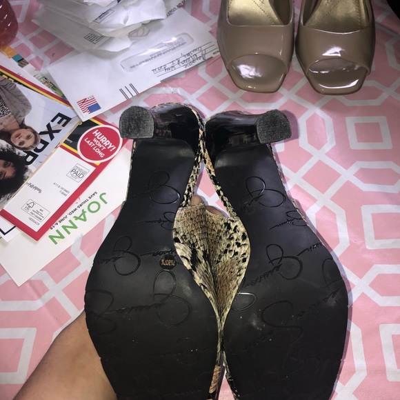 Jessica Simpson python print heels - Picture 4 of 4
